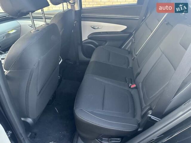 Черный Хендай Туксон, объемом двигателя 1.6 л и пробегом 23 тыс. км за 29900 $, фото 9 на Automoto.ua