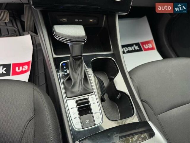 Черный Хендай Туксон, объемом двигателя 2.5 л и пробегом 97 тыс. км за 22990 $, фото 24 на Automoto.ua