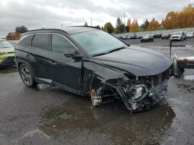 Черный Хендай Туксон, объемом двигателя 1.6 л и пробегом 65 тыс. км за 19950 $, фото 2 на Automoto.ua