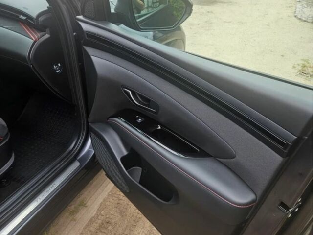 Черный Хендай Туксон, объемом двигателя 0 л и пробегом 43 тыс. км за 16300 $, фото 6 на Automoto.ua