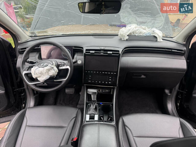 Хендай Туксон 2023 в Яворове на Automoto.ua Черный Хендай Туксон, объемом двигателя 2.49 л и пробегом 81 тыс. км за 17600 $, фото 16 на Automoto.ua