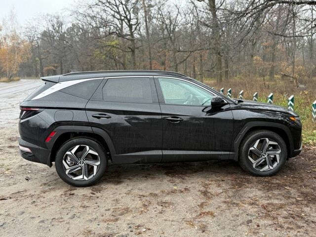 Чорний Хендай Туксон, об'ємом двигуна 1.6 л та пробігом 40 тис. км за 36000 $, фото 1 на Automoto.ua