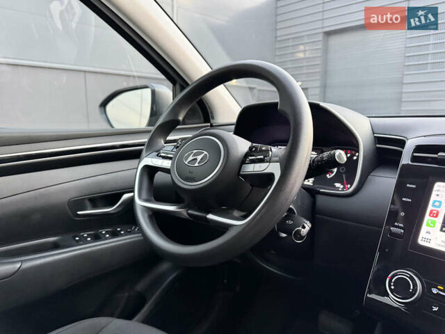 Черный Хендай Туксон, объемом двигателя 2.5 л и пробегом 48 тыс. км за 24000 $, фото 12 на Automoto.ua
