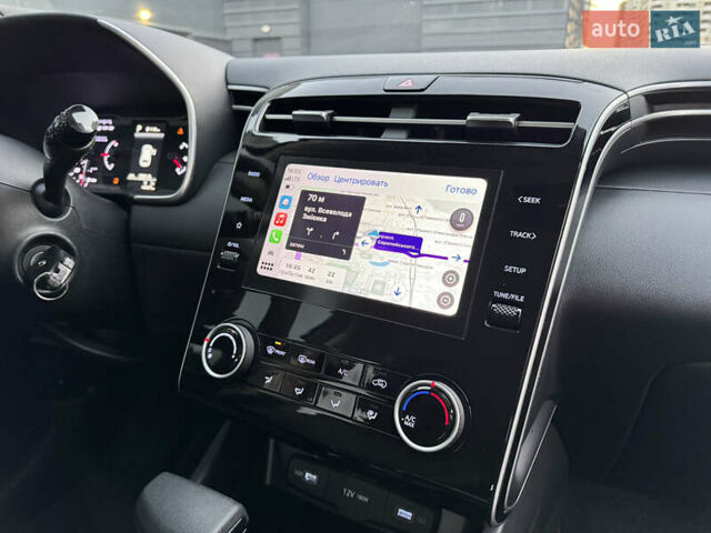 Черный Хендай Туксон, объемом двигателя 2.5 л и пробегом 48 тыс. км за 24000 $, фото 13 на Automoto.ua