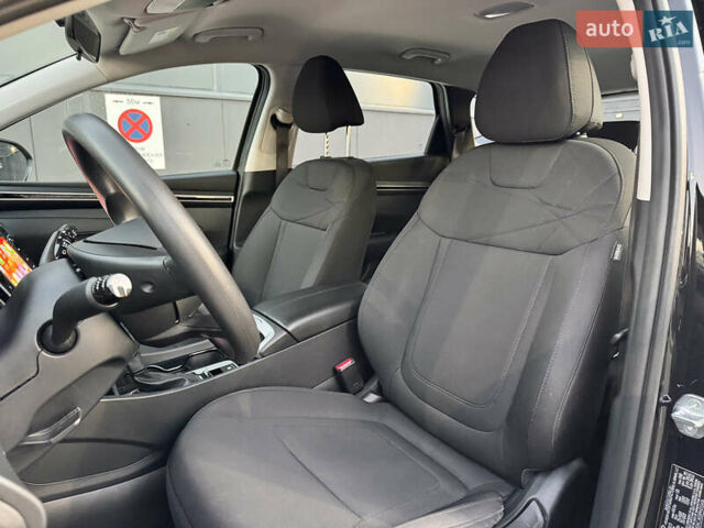 Черный Хендай Туксон, объемом двигателя 2.5 л и пробегом 48 тыс. км за 24000 $, фото 26 на Automoto.ua