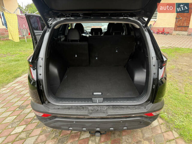 Черный Хендай Туксон, объемом двигателя 2.5 л и пробегом 81 тыс. км за 14900 $, фото 18 на Automoto.ua