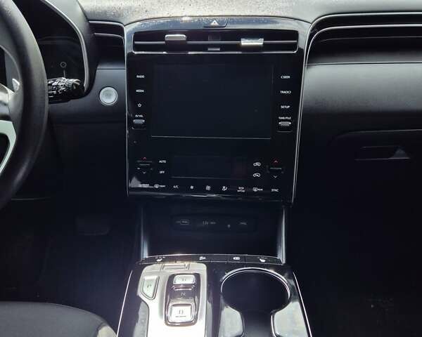 Черный Хендай Туксон, объемом двигателя 1.6 л и пробегом 88 тыс. км за 28500 $, фото 8 на Automoto.ua