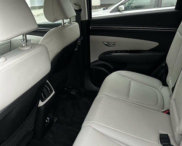 Черный Хендай Туксон, объемом двигателя 1.6 л и пробегом 43 тыс. км за 29950 $, фото 9 на Automoto.ua