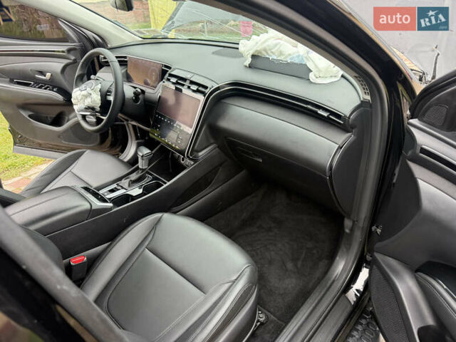 Черный Хендай Туксон, объемом двигателя 2.5 л и пробегом 81 тыс. км за 14900 $, фото 13 на Automoto.ua