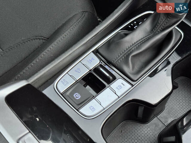 Черный Хендай Туксон, объемом двигателя 2.5 л и пробегом 48 тыс. км за 24000 $, фото 14 на Automoto.ua