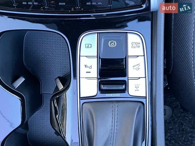 Черный Хендай Туксон, объемом двигателя 2 л и пробегом 23 тыс. км за 25900 $, фото 7 на Automoto.ua