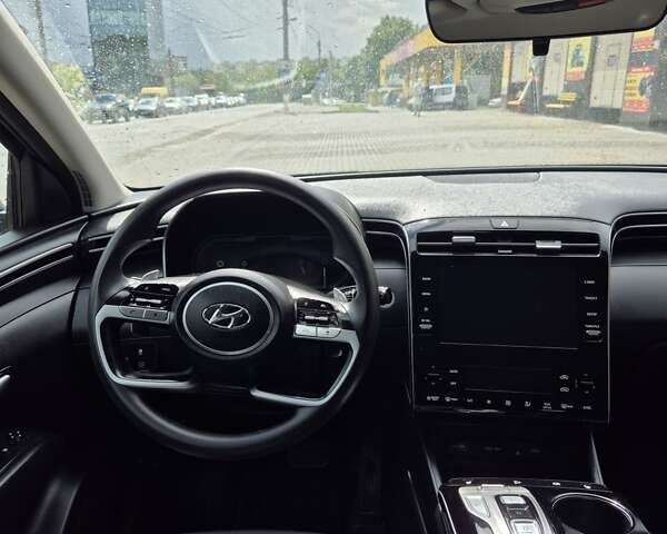 Черный Хендай Туксон, объемом двигателя 1.6 л и пробегом 88 тыс. км за 28500 $, фото 10 на Automoto.ua