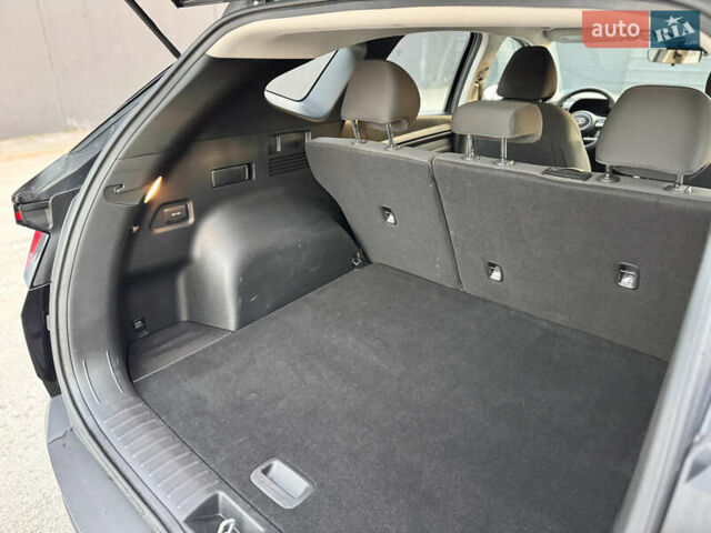 Черный Хендай Туксон, объемом двигателя 2.5 л и пробегом 48 тыс. км за 24000 $, фото 33 на Automoto.ua