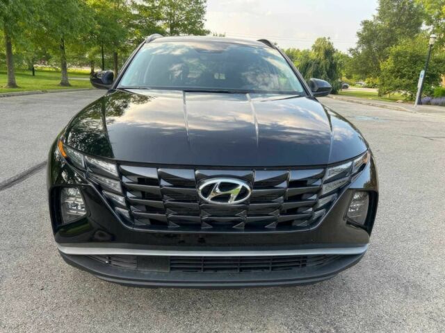 Хендай Туксон 2024 у Рівному на Automoto.ua Чорний Хендай Туксон, об'ємом двигуна 2.5 л та пробігом 17 тис. км за 17400 $, фото 1 на Automoto.ua