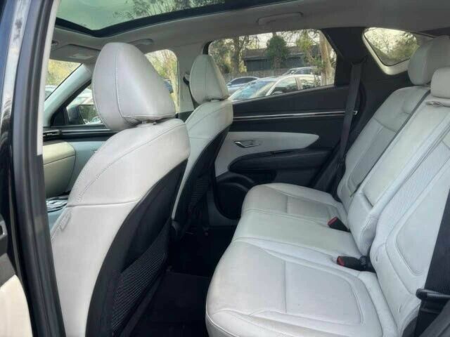 Черный Хендай Туксон, объемом двигателя 2.5 л и пробегом 22 тыс. км за 14800 $, фото 11 на Automoto.ua