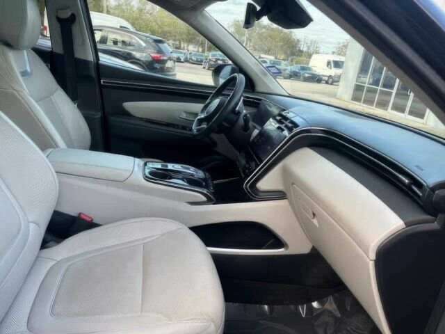 Черный Хендай Туксон, объемом двигателя 2.5 л и пробегом 22 тыс. км за 14800 $, фото 5 на Automoto.ua