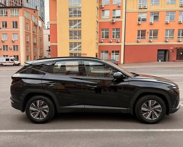 Чорний Хендай Туксон, об'ємом двигуна 2 л та пробігом 20 тис. км за 25600 $, фото 1 на Automoto.ua