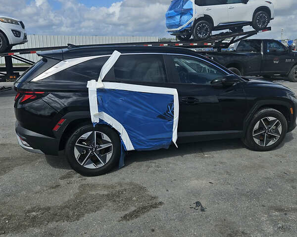 Чорний Хендай Туксон, об'ємом двигуна 2.5 л та пробігом 7 тис. км за 28000 $, фото 2 на Automoto.ua