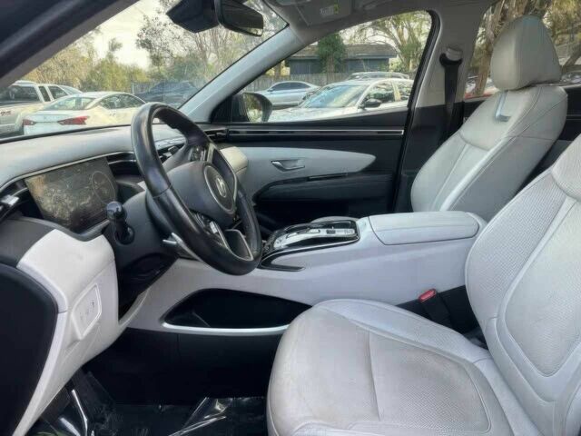 Черный Хендай Туксон, объемом двигателя 2.5 л и пробегом 22 тыс. км за 14800 $, фото 6 на Automoto.ua