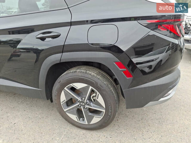 Чорний Хендай Туксон, об'ємом двигуна 2.5 л та пробігом 7 тис. км за 28000 $, фото 11 на Automoto.ua