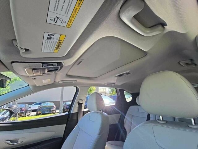 Черный Хендай Туксон, объемом двигателя 0 л и пробегом 10 тыс. км за 26400 $, фото 5 на Automoto.ua