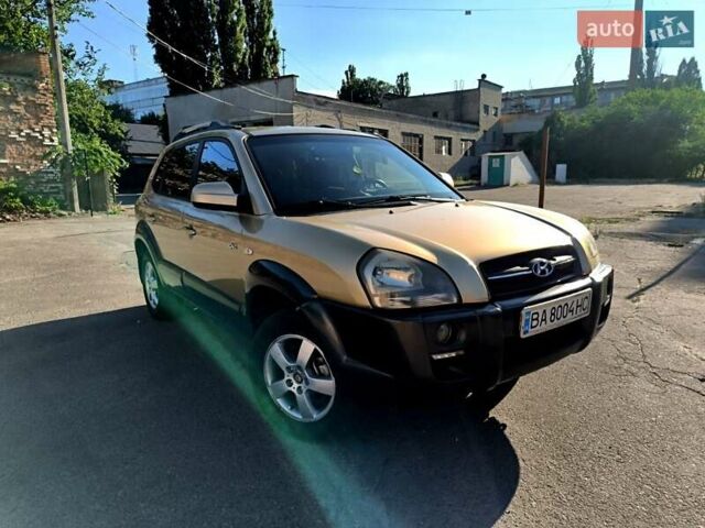 Коричневый Хендай Туксон, объемом двигателя 2 л и пробегом 137 тыс. км за 7500 $, фото 20 на Automoto.ua