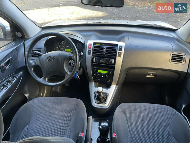 Коричневый Хендай Туксон, объемом двигателя 0 л и пробегом 200 тыс. км за 7150 $, фото 19 на Automoto.ua