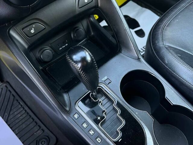 Коричневый Хендай Туксон, объемом двигателя 2.4 л и пробегом 170 тыс. км за 10700 $, фото 14 на Automoto.ua