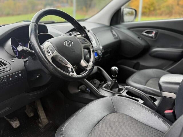 Коричневый Хендай Туксон, объемом двигателя 0 л и пробегом 193 тыс. км за 6904 $, фото 6 на Automoto.ua