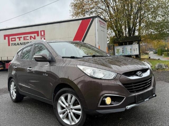 Коричневый Хендай Туксон, объемом двигателя 0 л и пробегом 193 тыс. км за 6904 $, фото 4 на Automoto.ua