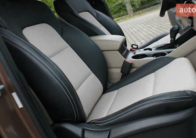 Коричневый Хендай Туксон, объемом двигателя 1.59 л и пробегом 127 тыс. км за 14400 $, фото 13 на Automoto.ua