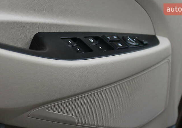 Коричневый Хендай Туксон, объемом двигателя 1.59 л и пробегом 127 тыс. км за 14400 $, фото 1 на Automoto.ua