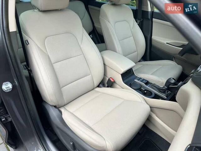 Коричневый Хендай Туксон, объемом двигателя 2 л и пробегом 100 тыс. км за 23500 $, фото 60 на Automoto.ua