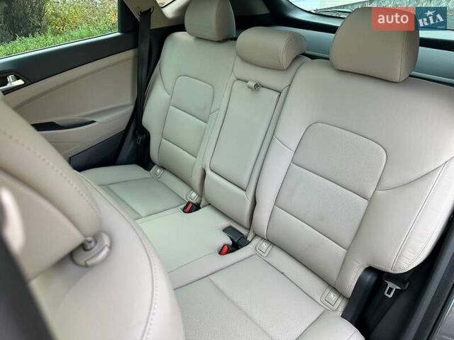 Коричневый Хендай Туксон, объемом двигателя 2 л и пробегом 100 тыс. км за 23500 $, фото 53 на Automoto.ua