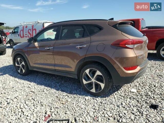 Коричневий Хендай Туксон, об'ємом двигуна 1.6 л та пробігом 140 тис. км за 2700 $, фото 1 на Automoto.ua