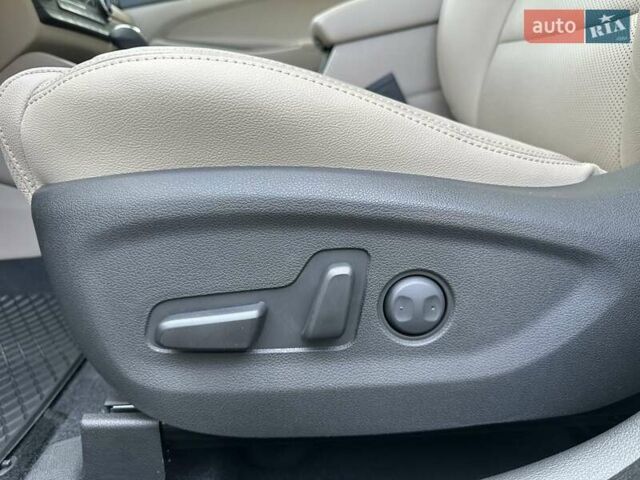 Коричневый Хендай Туксон, объемом двигателя 2 л и пробегом 100 тыс. км за 23500 $, фото 46 на Automoto.ua