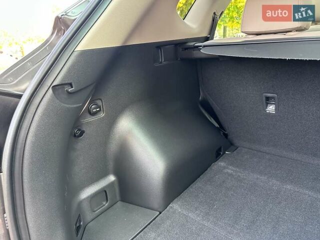 Коричневый Хендай Туксон, объемом двигателя 2 л и пробегом 100 тыс. км за 23500 $, фото 77 на Automoto.ua