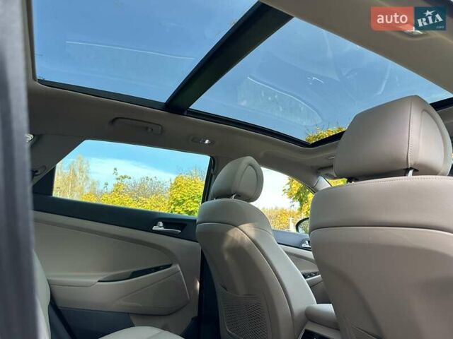 Коричневый Хендай Туксон, объемом двигателя 2 л и пробегом 100 тыс. км за 23500 $, фото 70 на Automoto.ua