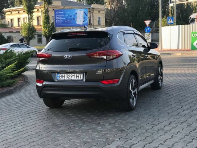 Коричневый Хендай Туксон, объемом двигателя 0 л и пробегом 88 тыс. км за 21900 $, фото 1 на Automoto.ua