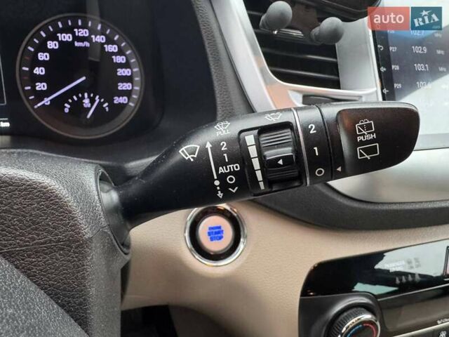 Коричневый Хендай Туксон, объемом двигателя 2 л и пробегом 115 тыс. км за 20990 $, фото 20 на Automoto.ua