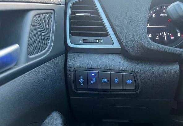 Коричневый Хендай Туксон, объемом двигателя 2 л и пробегом 140 тыс. км за 12100 $, фото 9 на Automoto.ua