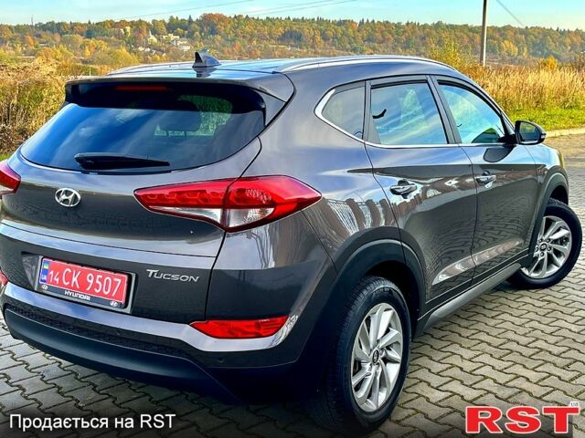 Хендай Туксон 2017 в Дрогобыче на Automoto.ua Коричневый Хендай Туксон, объемом двигателя 1.7 л и пробегом 174 тыс. км за 16800 $, фото 7 на Automoto.ua