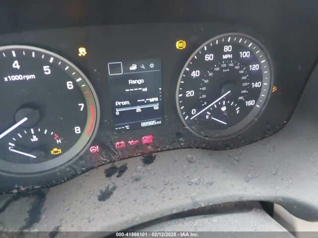 Коричневый Хендай Туксон, объемом двигателя 2 л и пробегом 143 тыс. км за 11550 $, фото 9 на Automoto.ua