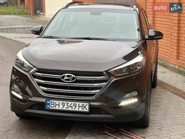 Коричневий Хендай Туксон, об'ємом двигуна 2 л та пробігом 108 тис. км за 18700 $, фото 5 на Automoto.ua