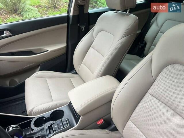 Коричневий Хендай Туксон, об'ємом двигуна 2 л та пробігом 108 тис. км за 18700 $, фото 39 на Automoto.ua