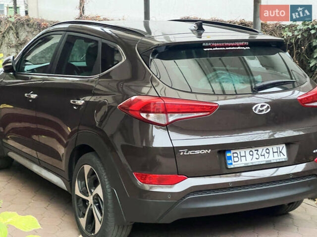 Коричневий Хендай Туксон, об'ємом двигуна 2 л та пробігом 108 тис. км за 18700 $, фото 11 на Automoto.ua