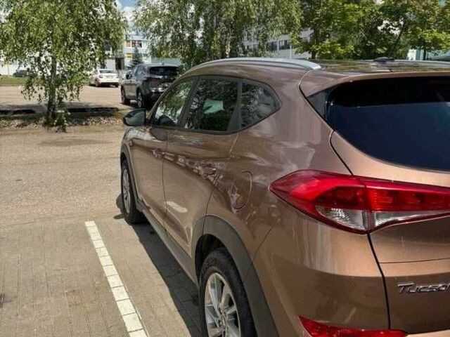 Хендай Туксон 2017 в Киеве на Automoto.ua Коричневый Хендай Туксон, объемом двигателя 0 л и пробегом 78 тыс. км за 9600 $, фото 1 на Automoto.ua