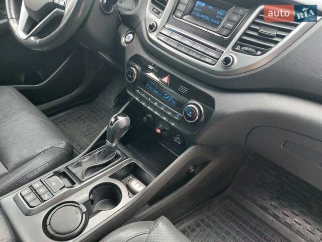 Коричневий Хендай Туксон, об'ємом двигуна 2 л та пробігом 87 тис. км за 19300 $, фото 17 на Automoto.ua