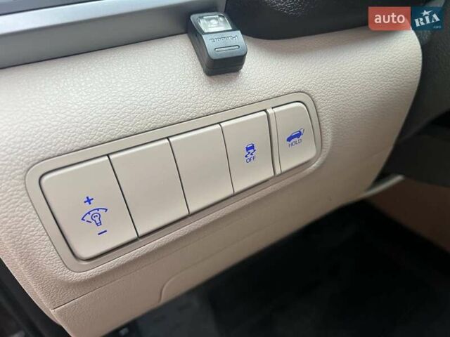 Коричневий Хендай Туксон, об'ємом двигуна 2 л та пробігом 108 тис. км за 18700 $, фото 25 на Automoto.ua