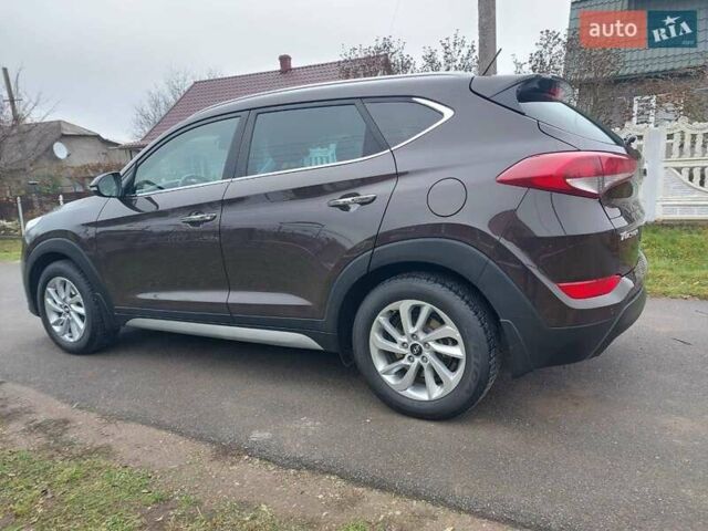 Коричневий Хендай Туксон, об'ємом двигуна 2 л та пробігом 87 тис. км за 19300 $, фото 6 на Automoto.ua
